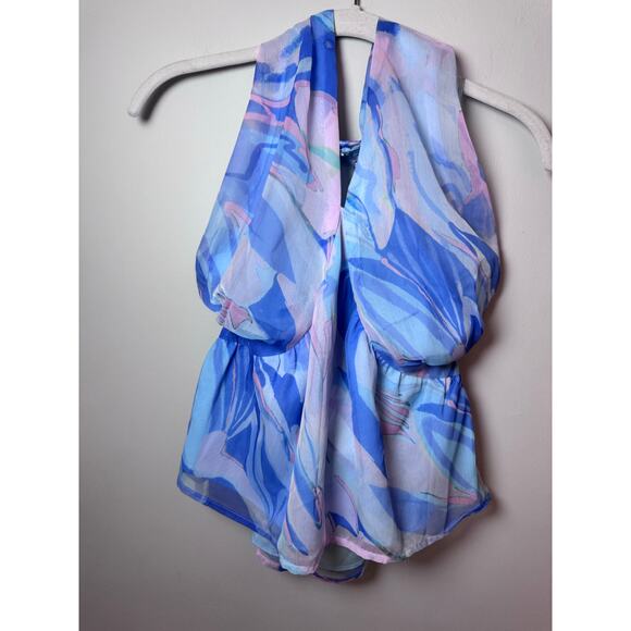 French connection geometric print pastel flowy halter top
Size 8 - Picture 2 of 11